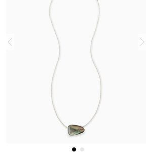 Kendra Scott Isla Pendant Necklace In Black Pearl